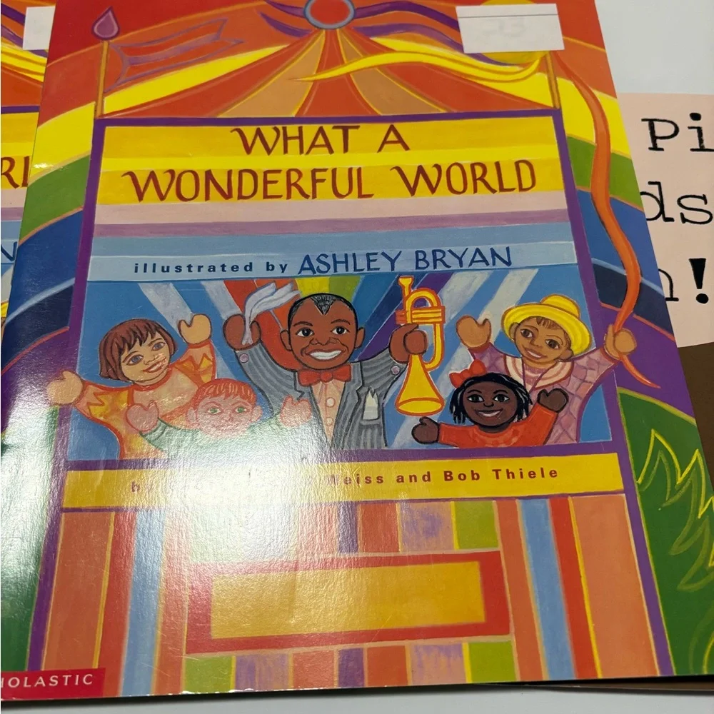 The Pigeon Needs a Bath!And what a wonderful world book set